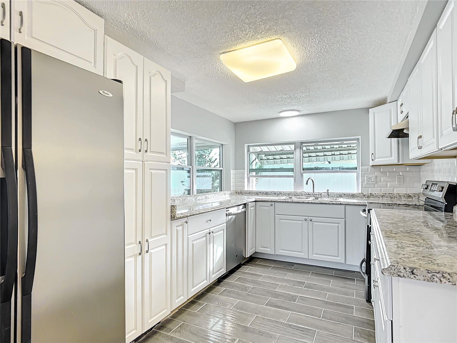 3640 RICHBORO DR — photo 6