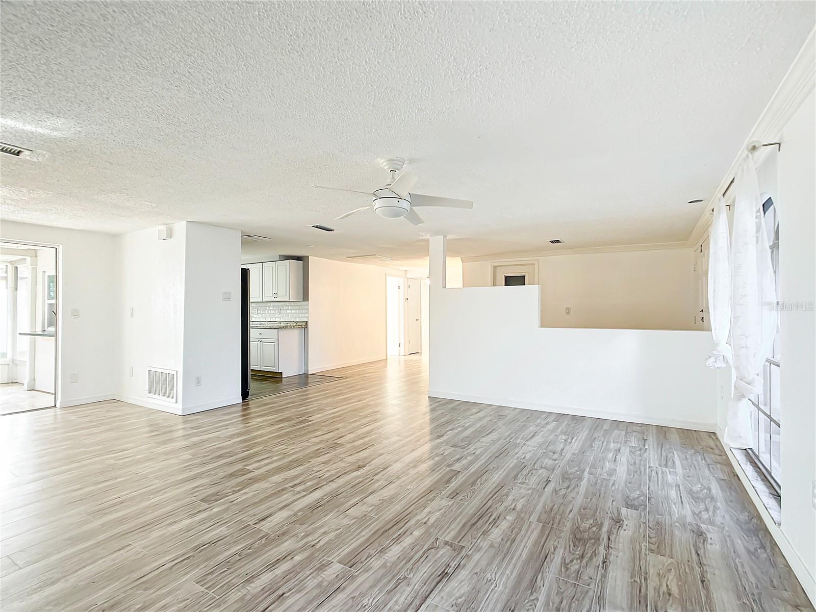 3640 RICHBORO DR — photo 12