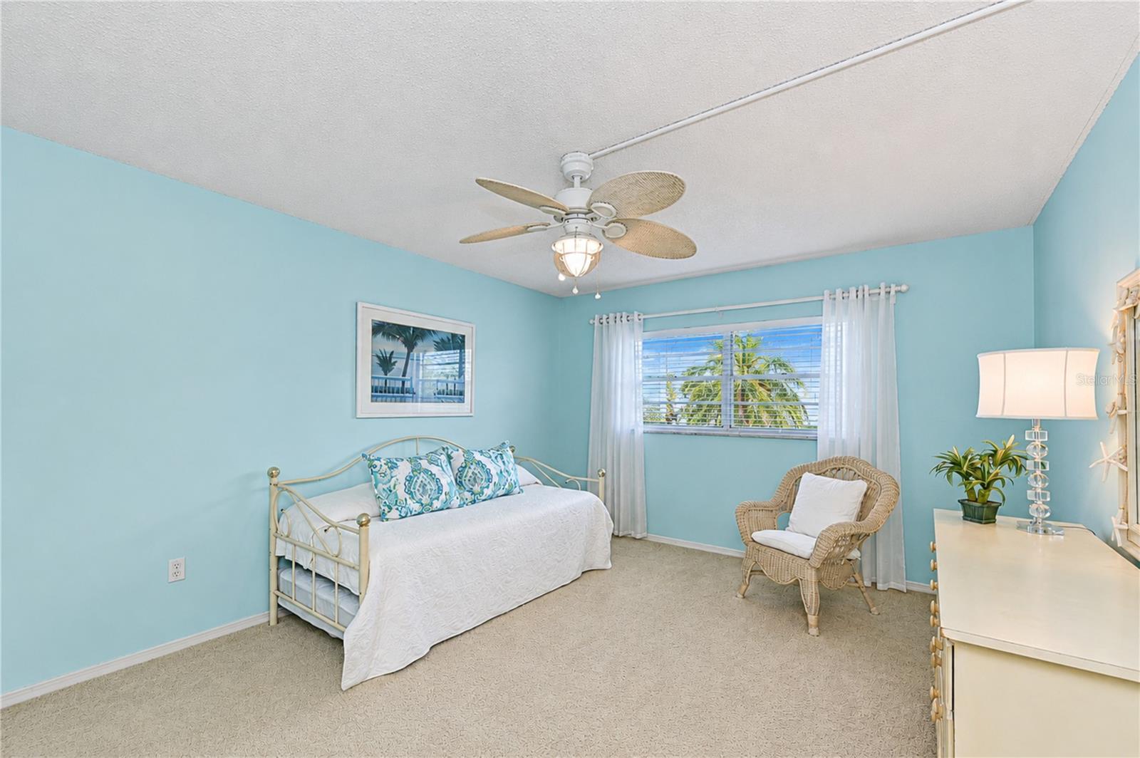 4809 INDEPENDENCE DR — photo 25