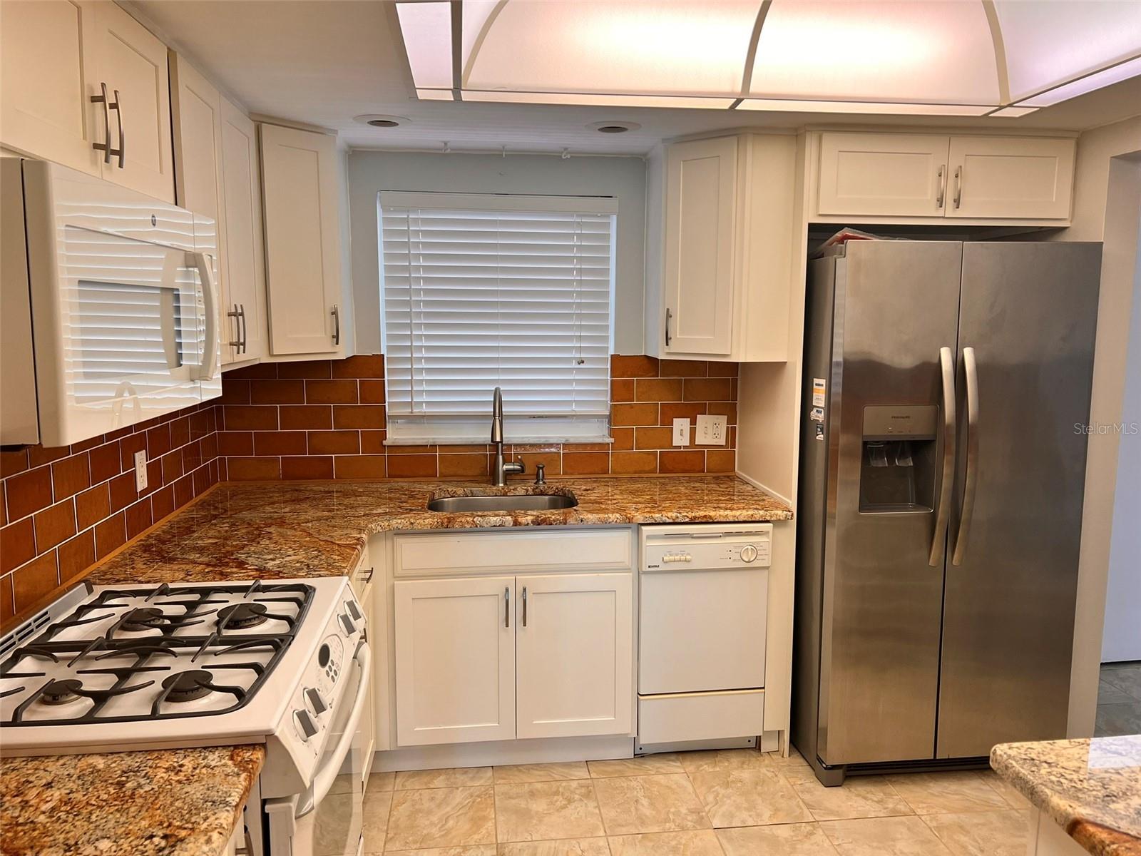 1868 SHORE DR S #607 — photo 8