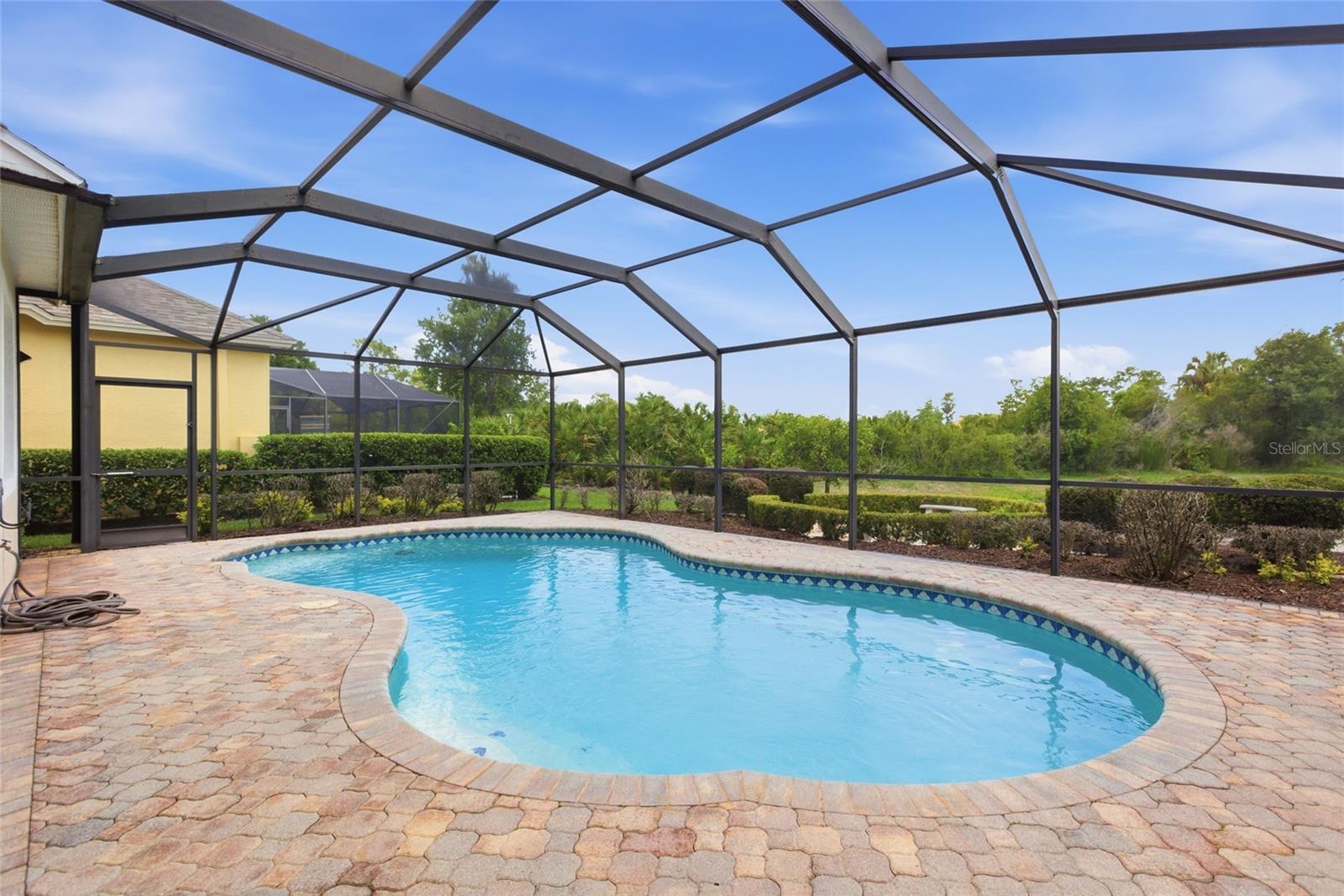 8309 OLD TOWN DR — photo 63