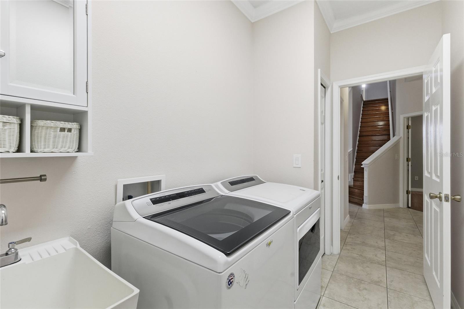 8309 OLD TOWN DR — photo 48