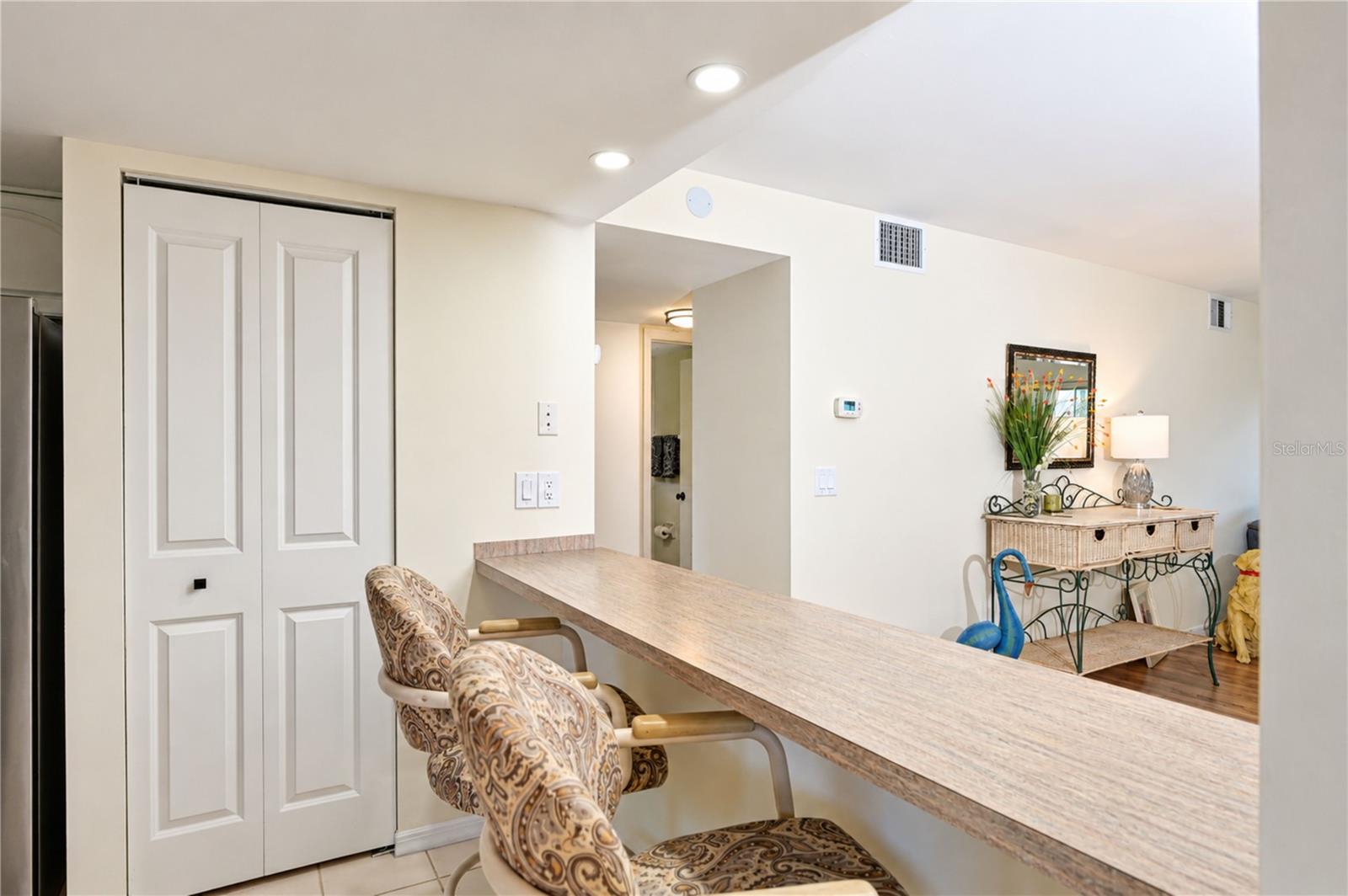 4853 INDEPENDENCE DR — photo 22