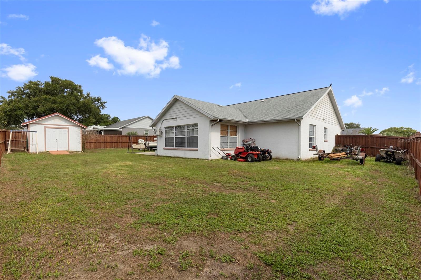 38912 CARR DR — photo 40
