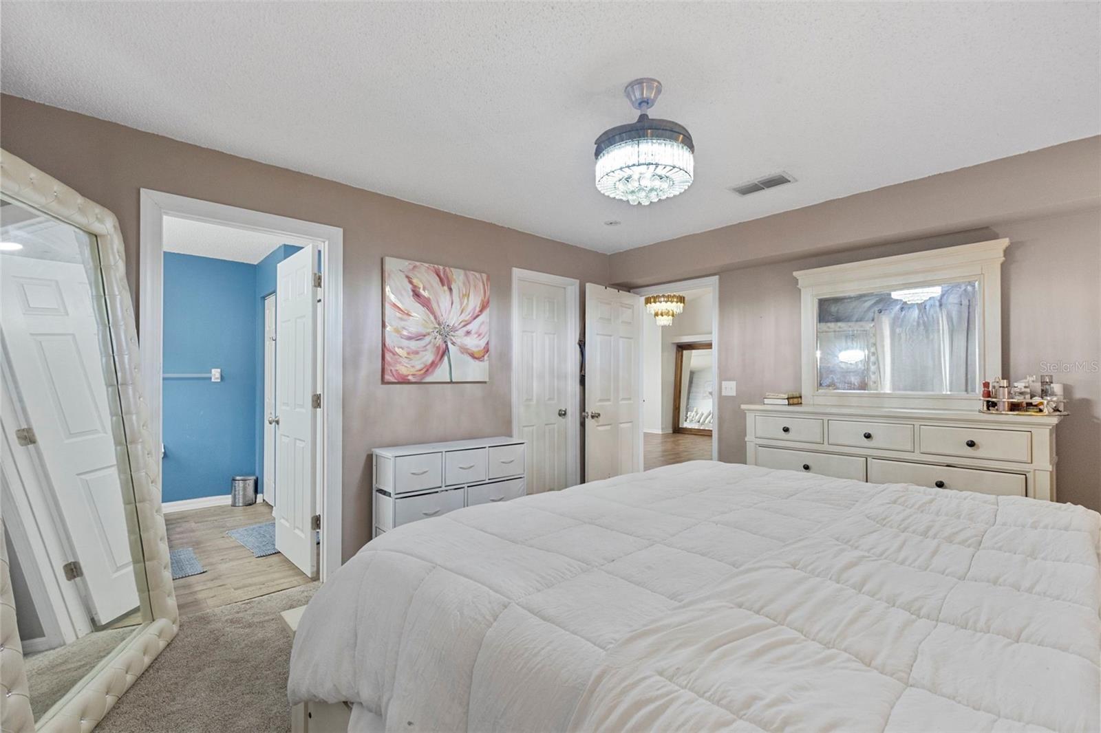 38912 CARR DR — photo 32