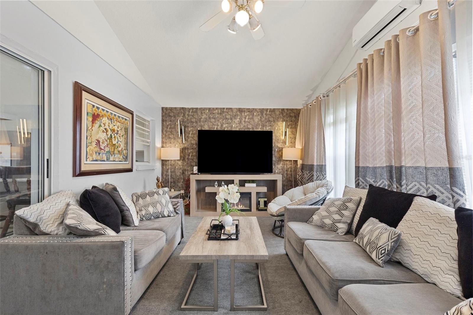 38912 CARR DR — photo 36