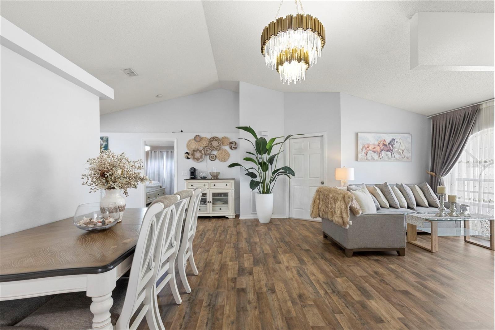 38912 CARR DR — photo 16