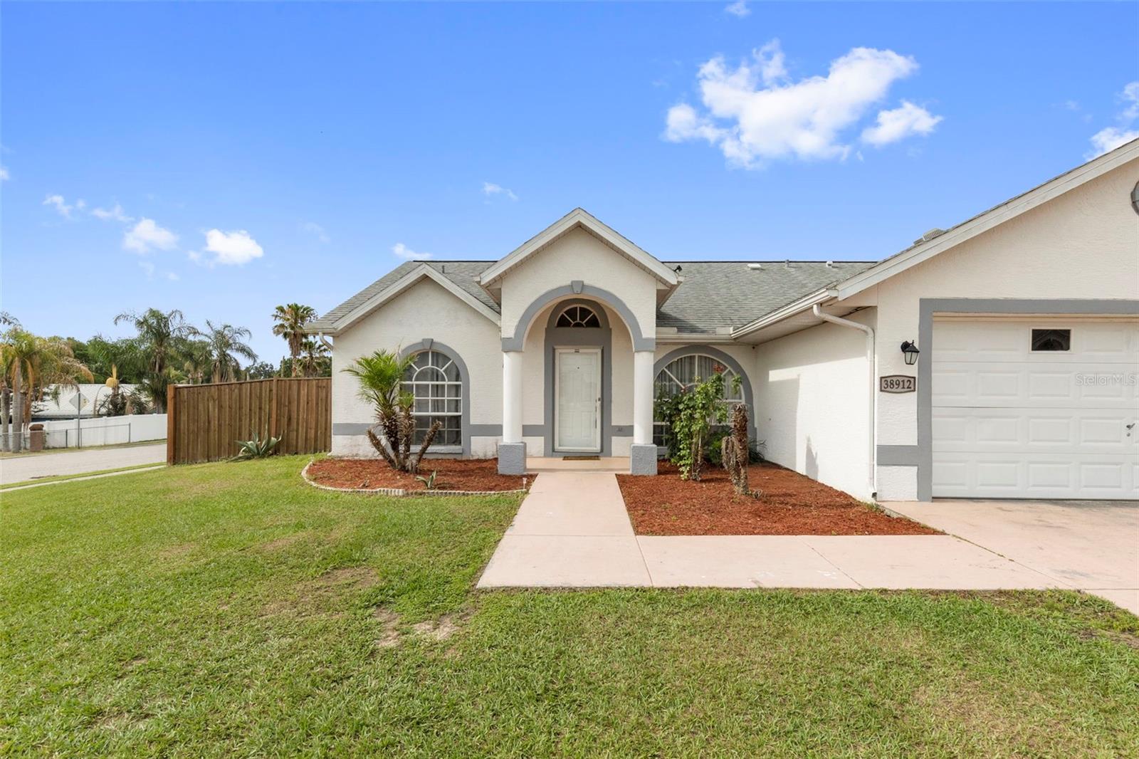 38912 CARR DR — photo 4