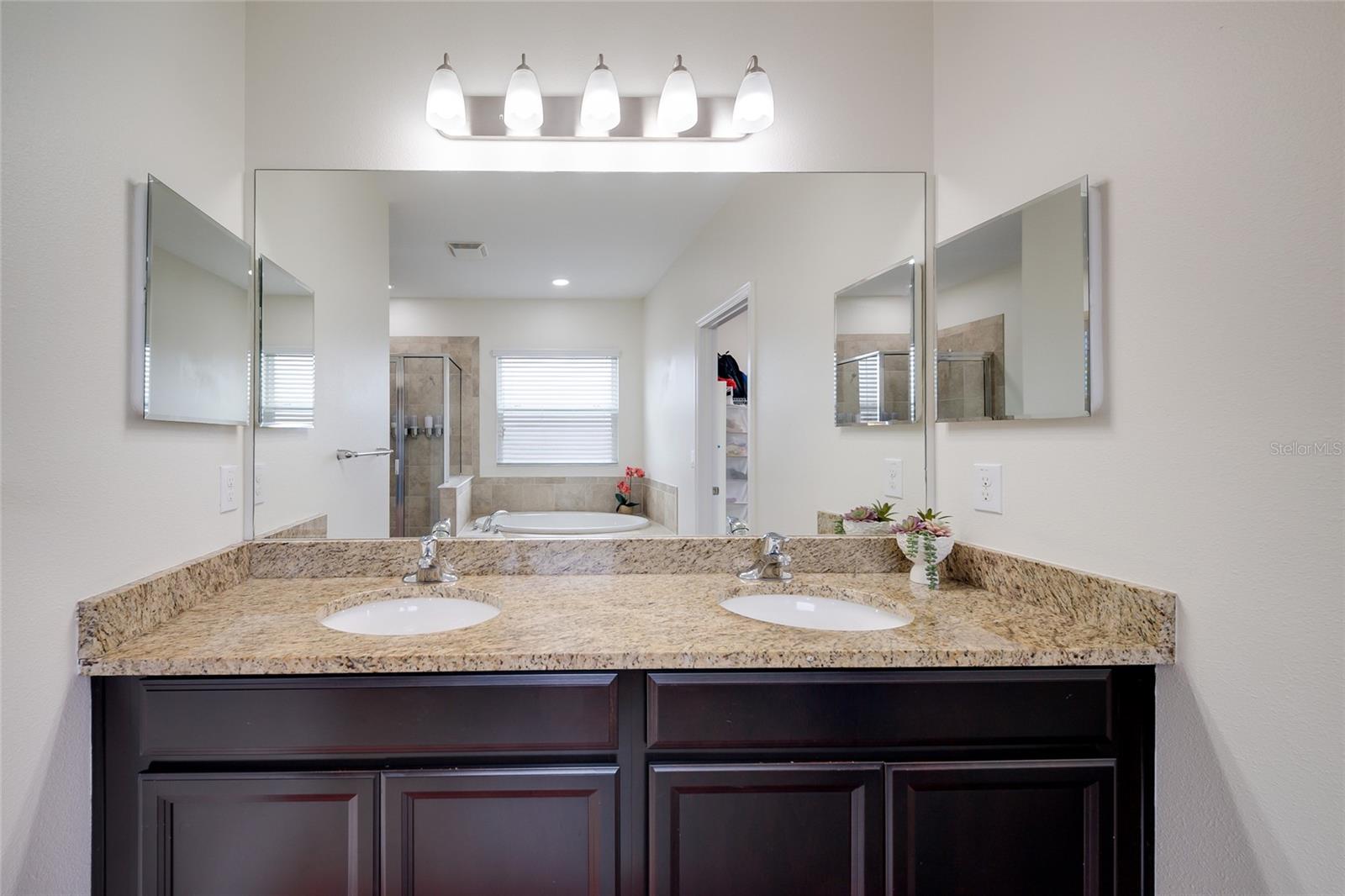 5815 ARBOR WOOD CT — photo 35
