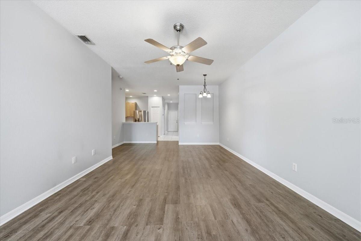9508 W PARK VILLAGE DR #107 — photo 7