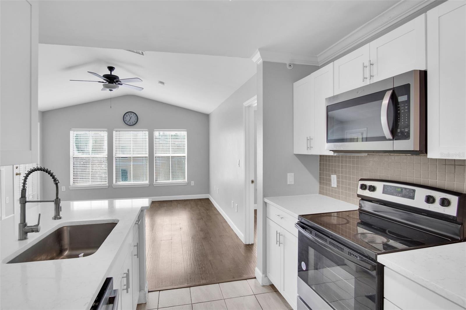 18245 BRIDLE CLUB DR — photo 3