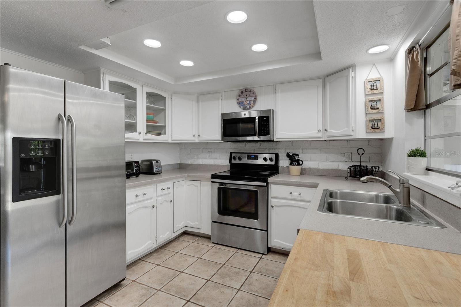 979 KIMBALL RD — photo 11