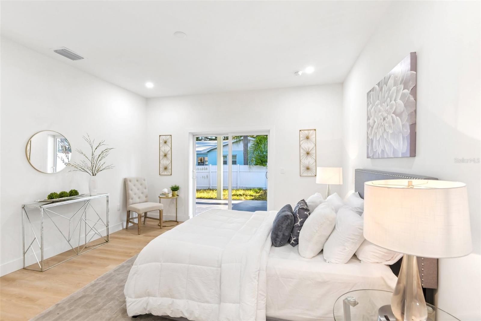266 PLATON AVE — photo 17