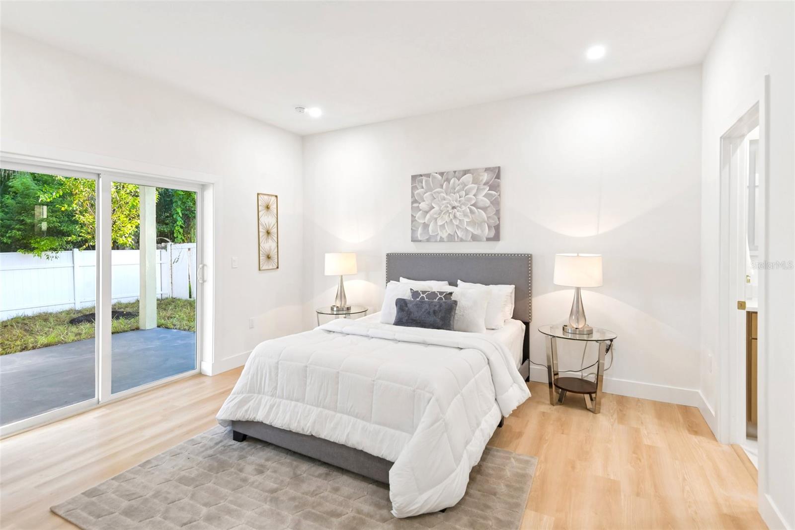 266 PLATON AVE — photo 19