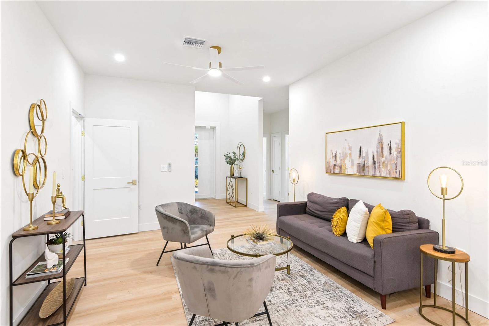 266 PLATON AVE — photo 5