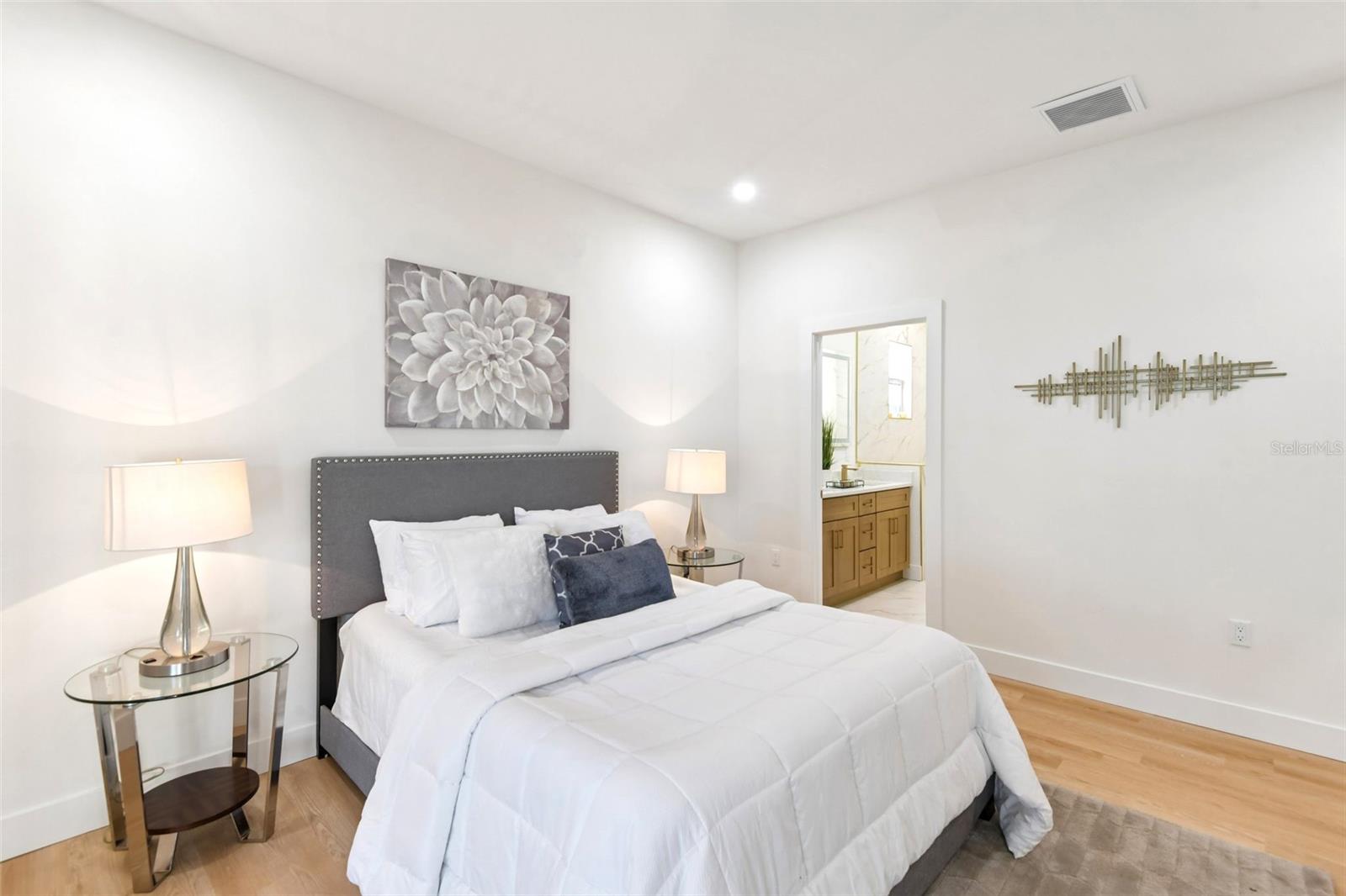 266 PLATON AVE — photo 18