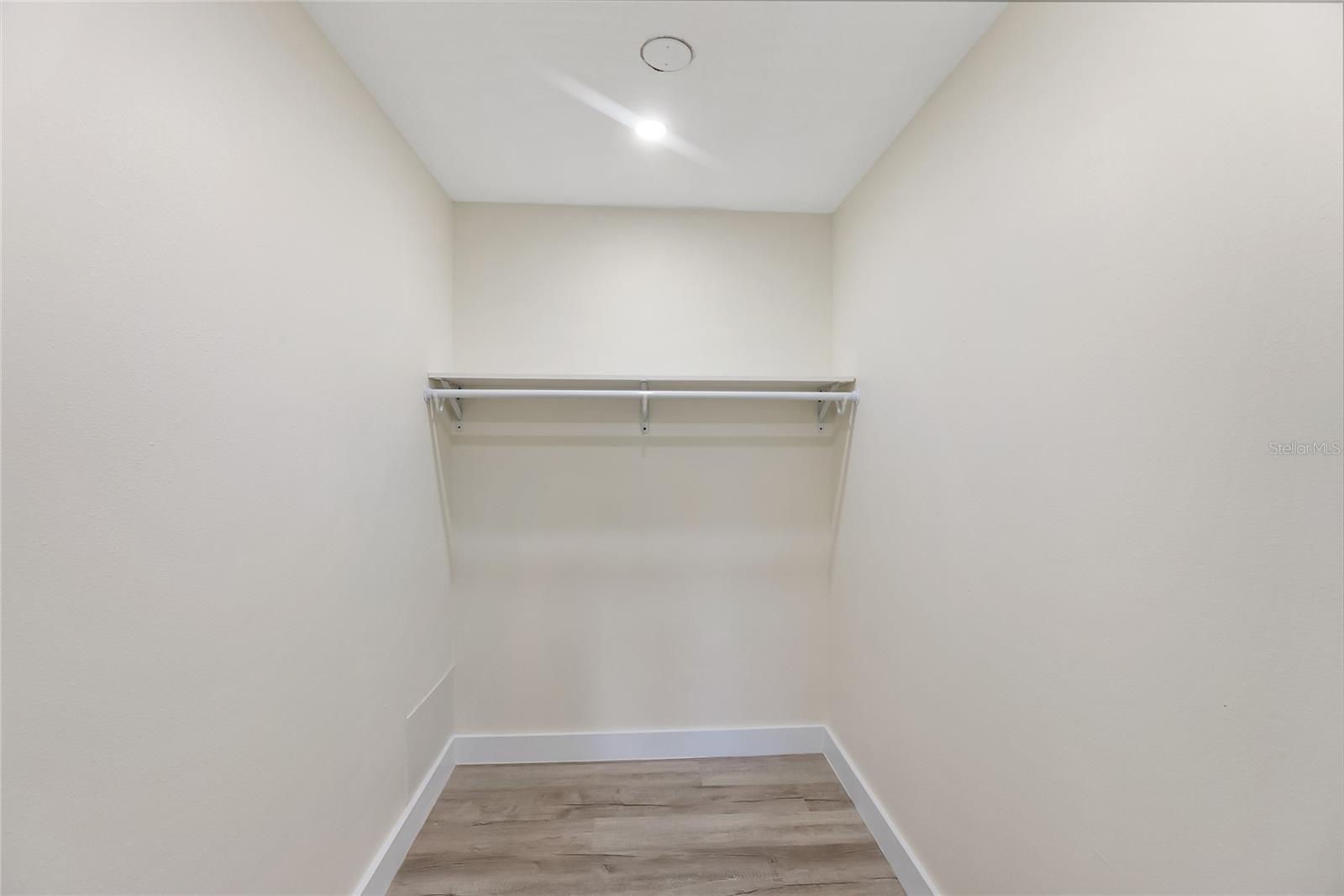 3229 BENEVA RD #203 — photo 18