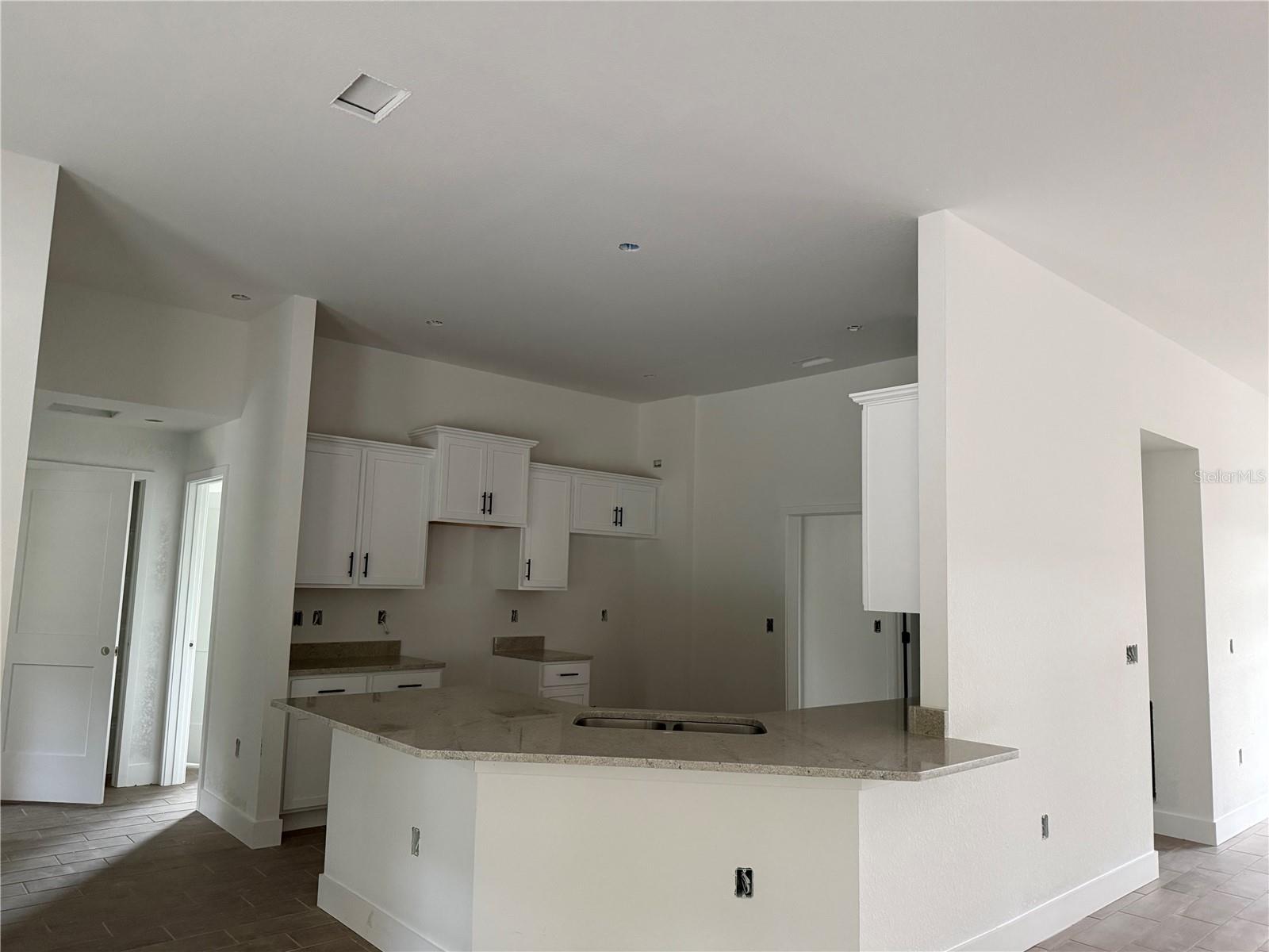 1216 NEW LONDON ST — photo 3