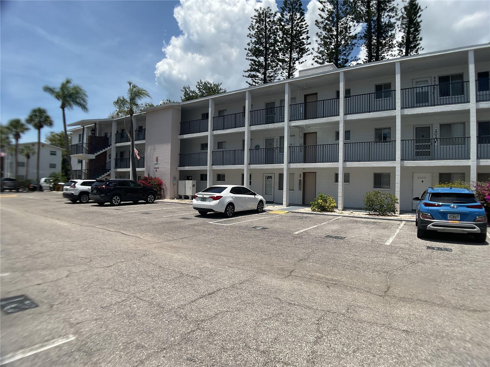 2021 CANAL DR #N25 — photo 30