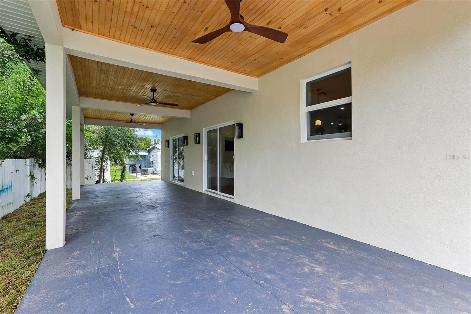 270 DIOGENES ST — photo 35