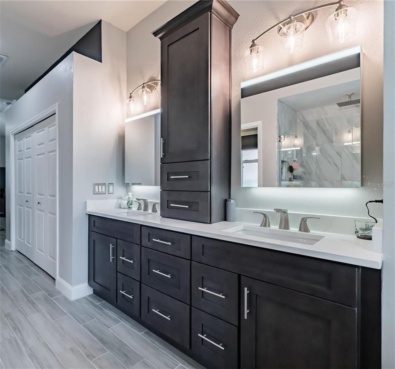 10131 PADDOCK OAKS DR — photo 3