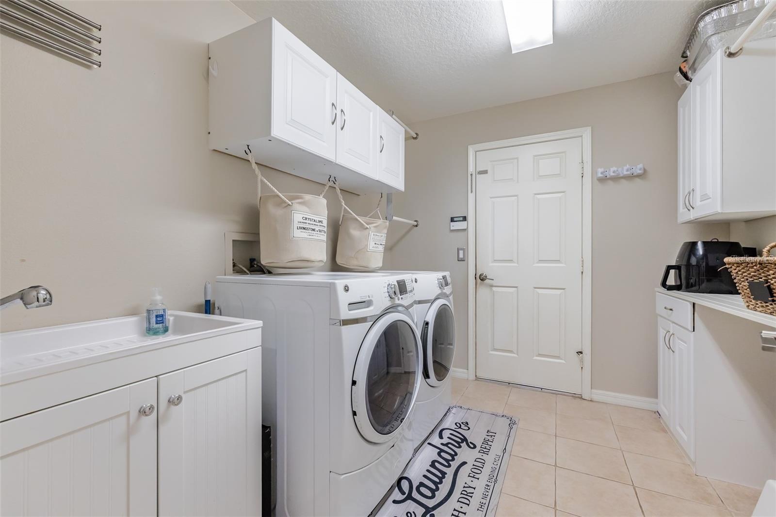 10131 PADDOCK OAKS DR — photo 13