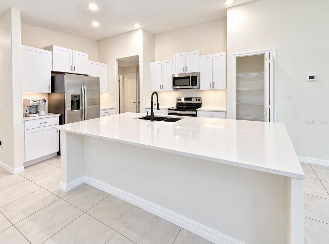7111 AMELIA COVE CT — photo 9