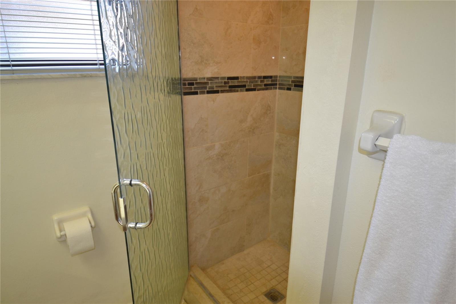 336 WOODLAKE WYNDE — photo 18