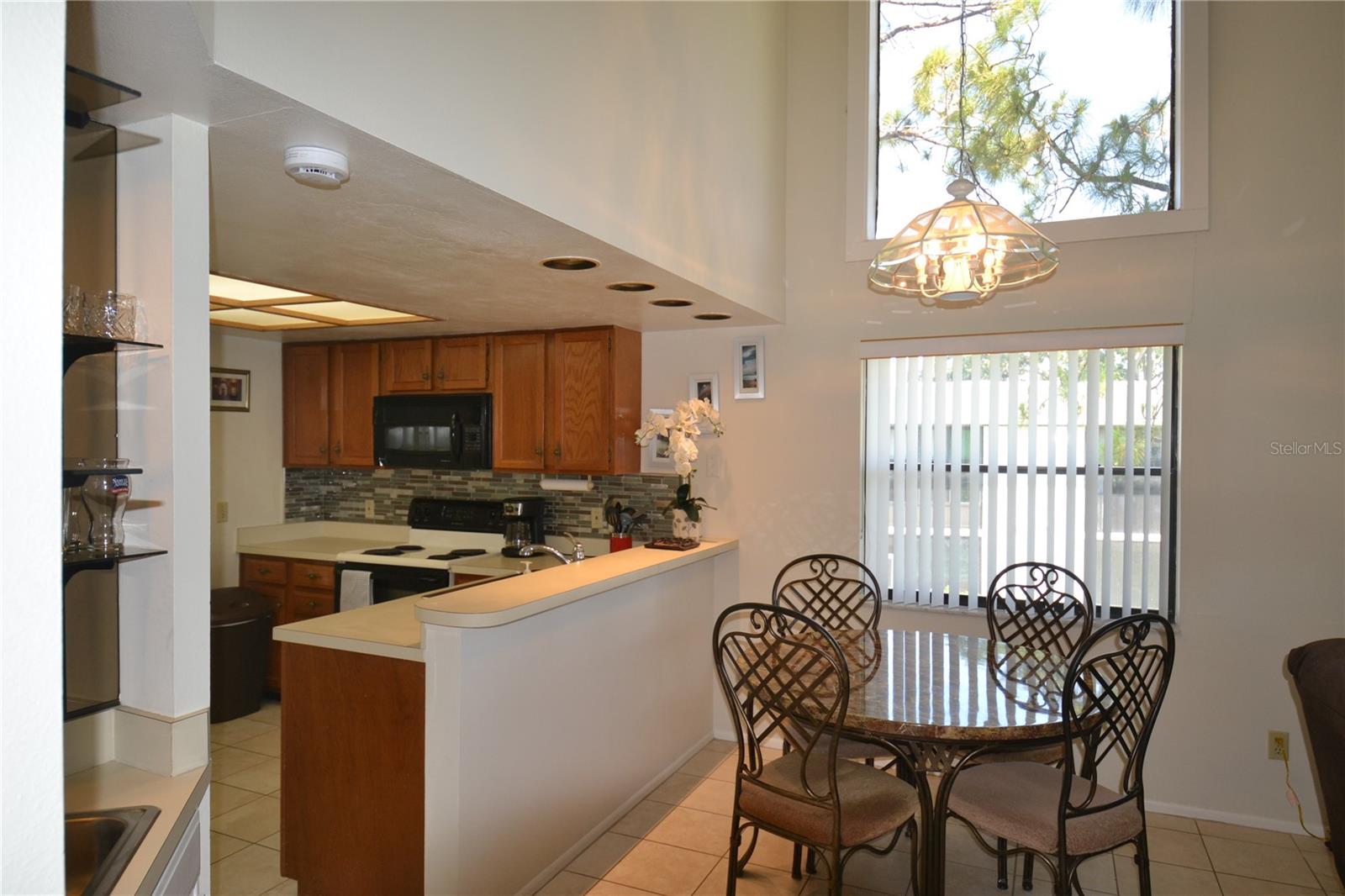336 WOODLAKE WYNDE — photo 3