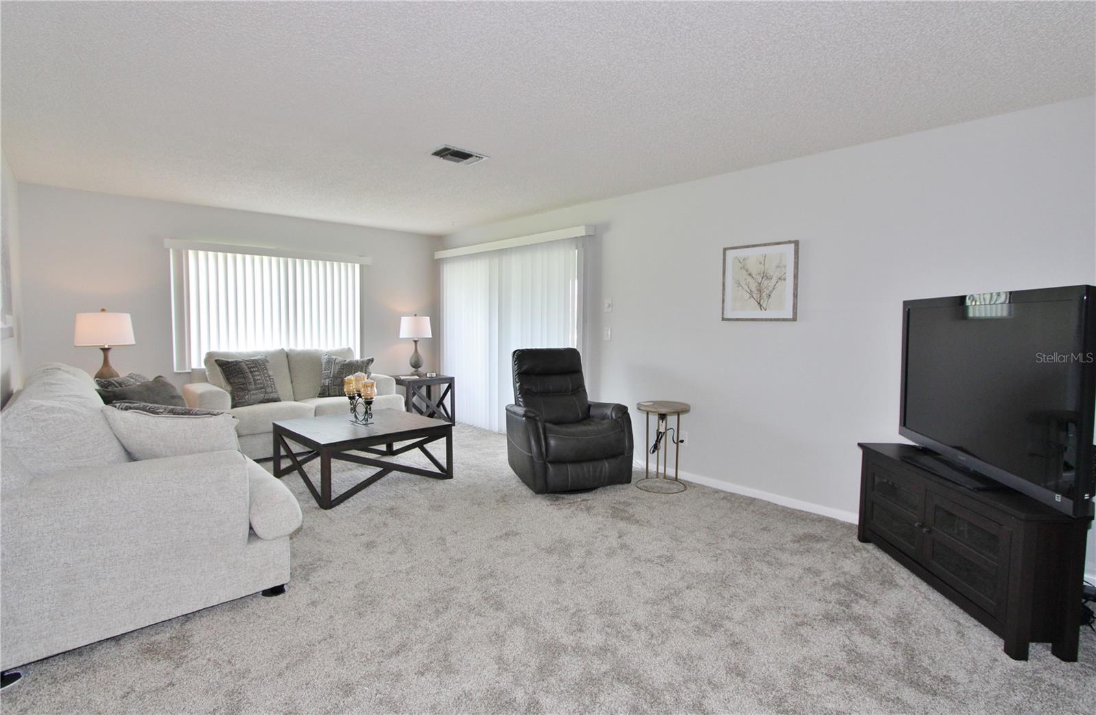 9635 GREENSKEEPER DR — photo 2