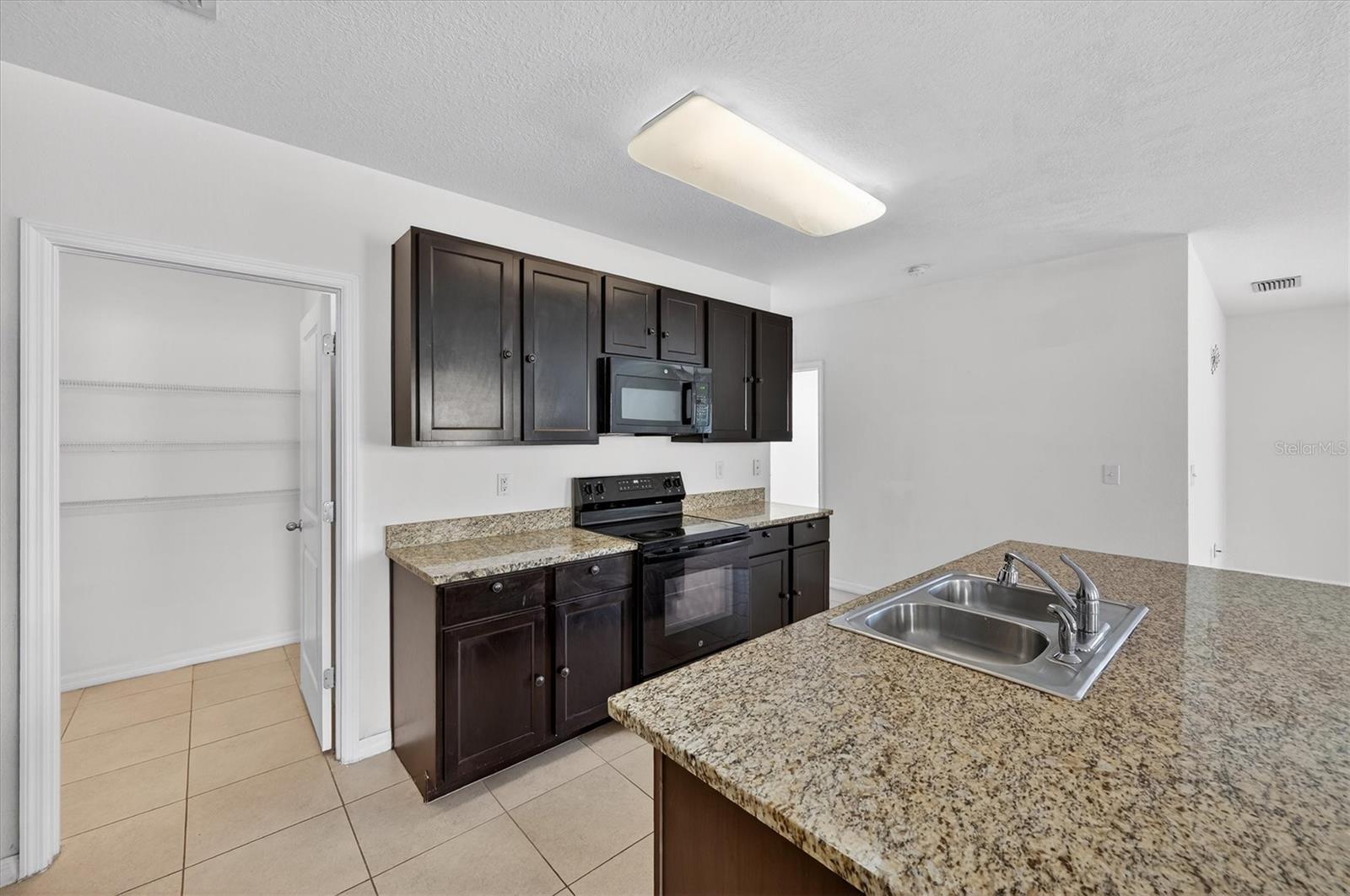 4842 SAN PALERMO DR — photo 11