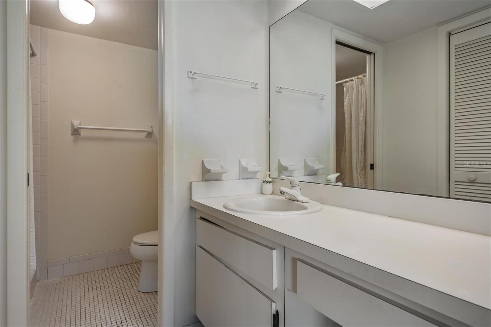 112 LAKEVIEW PL #12 — photo 24