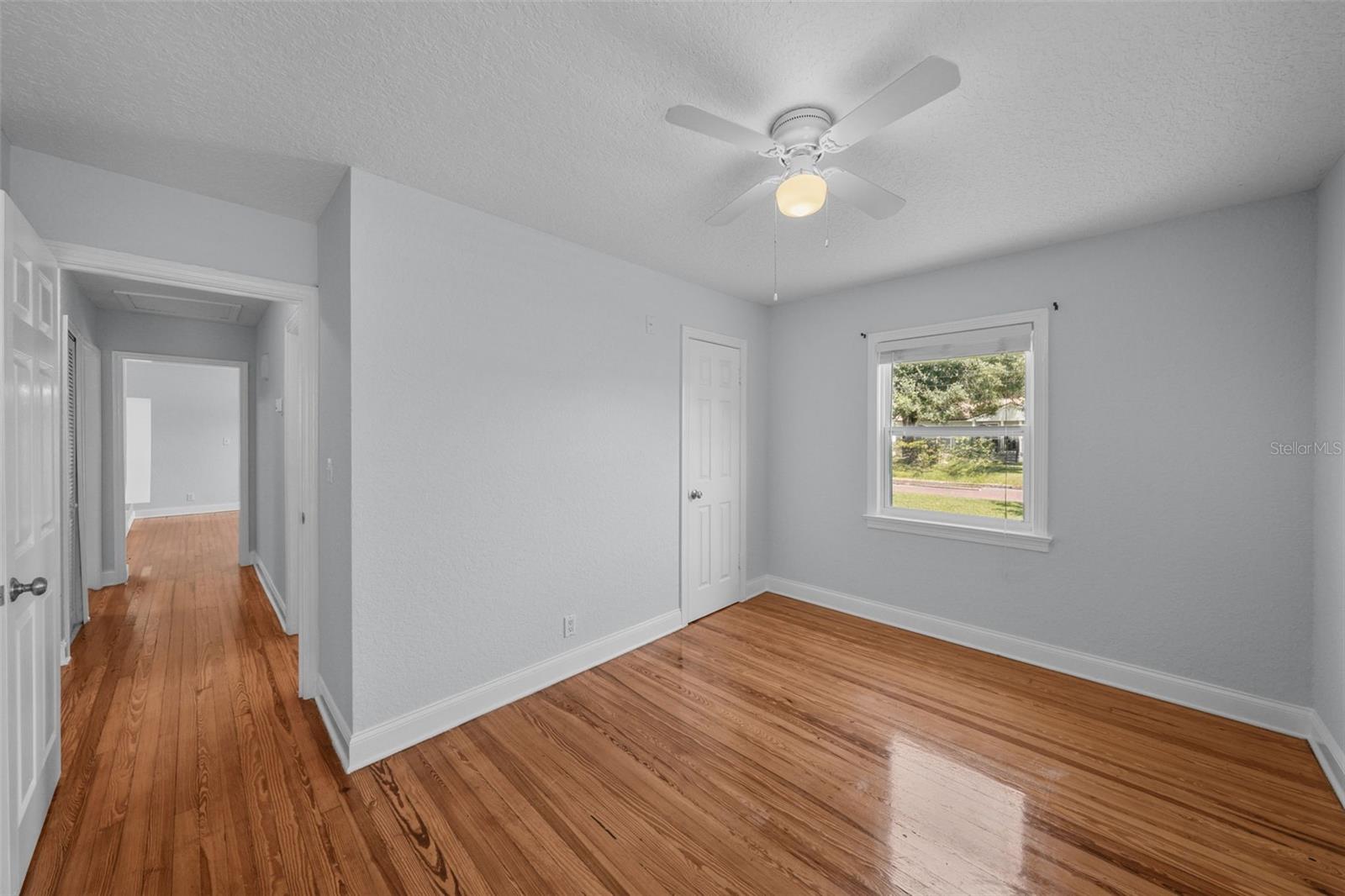 814 W INDIANA AVE — photo 30