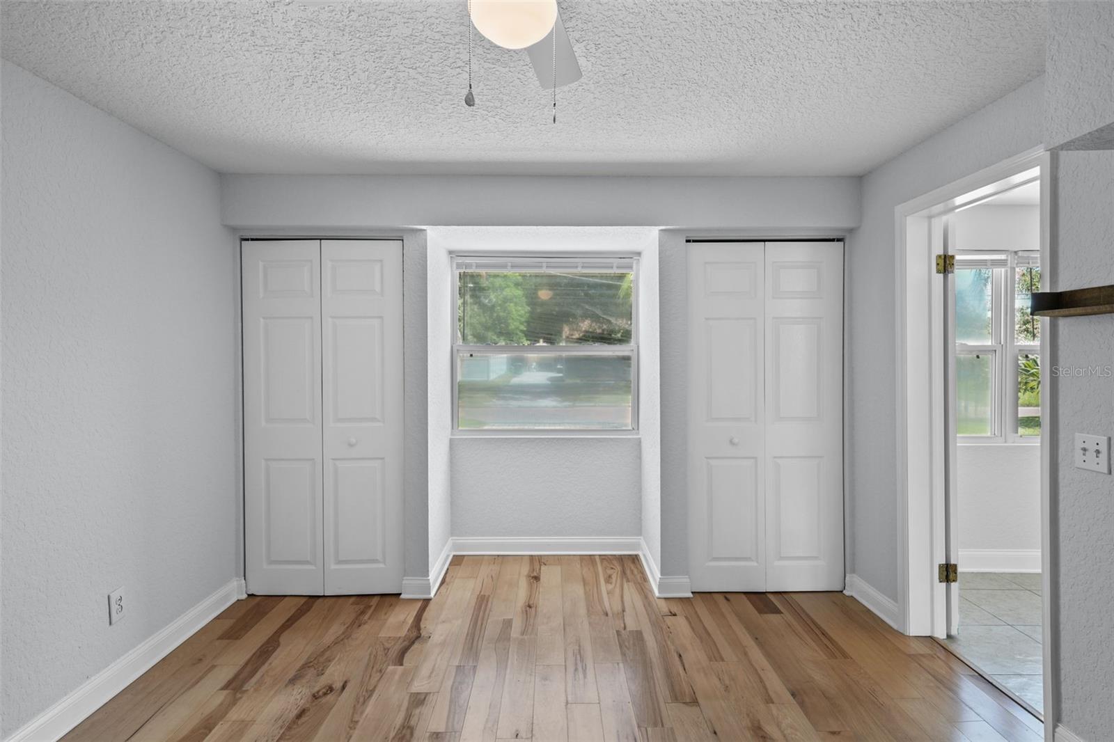 814 W INDIANA AVE — photo 23