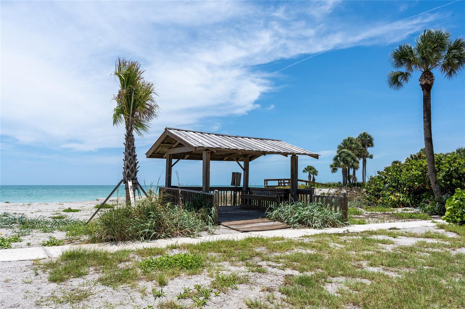 908 VILLAS DR #14 — photo 18