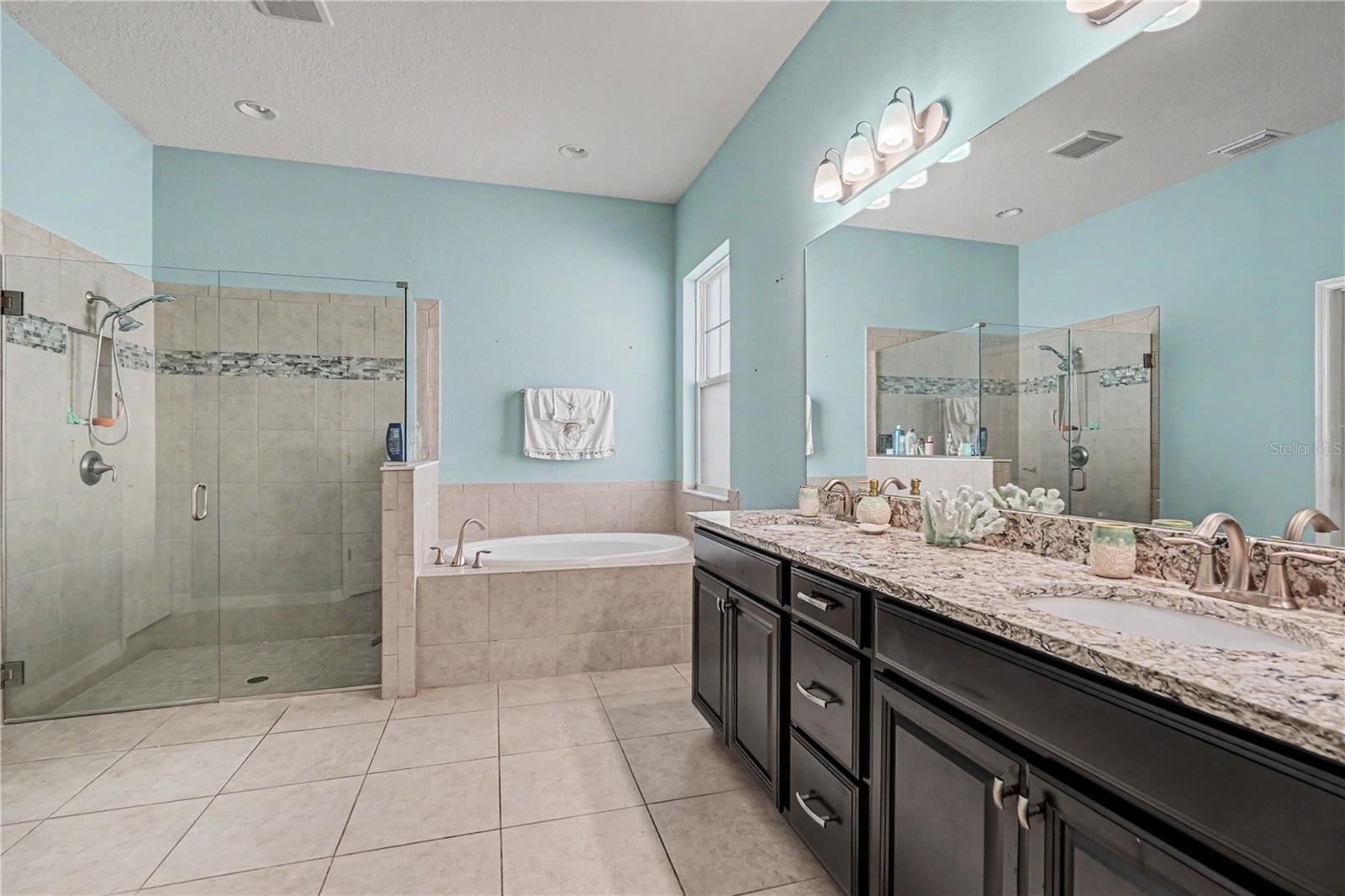 204 SHELL CREEK CT — photo 20