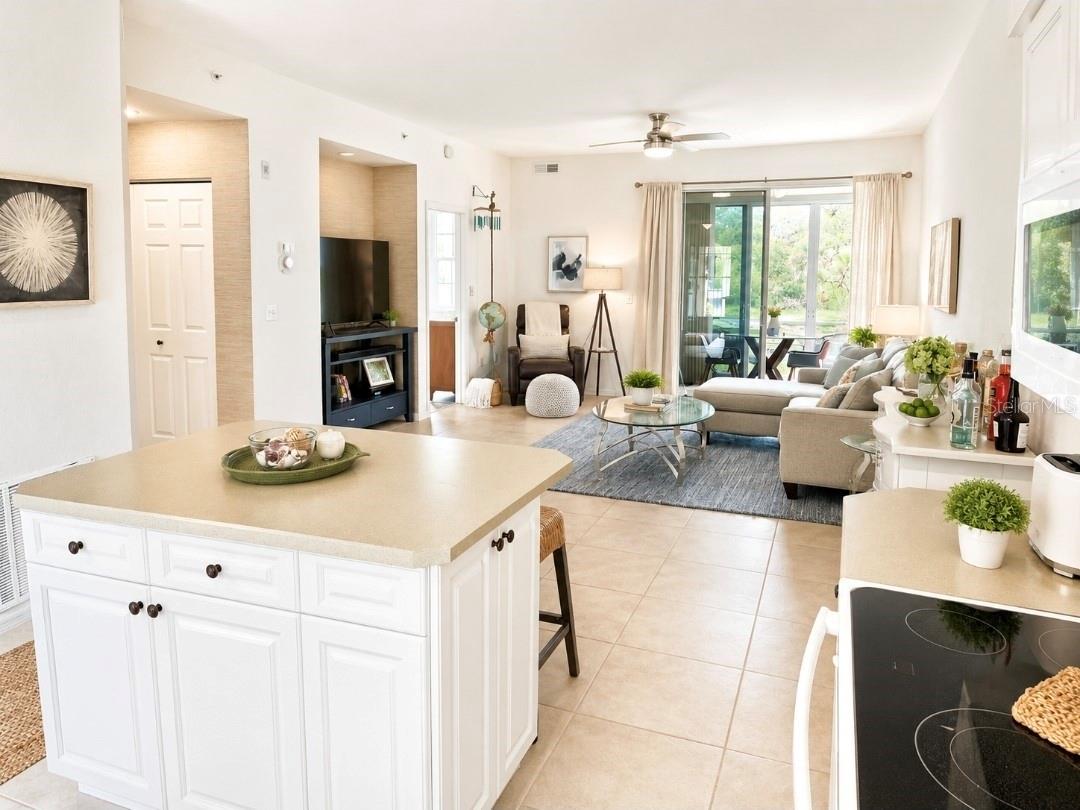 8360 WINGATE DR #811 — photo 3