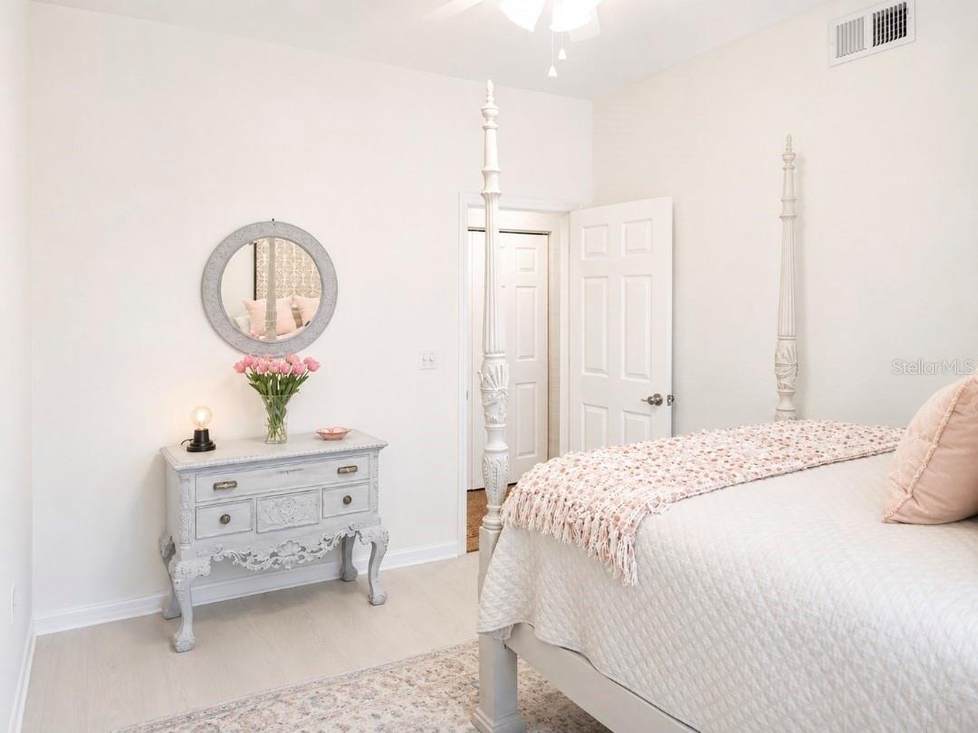 8360 WINGATE DR #811 — photo 16