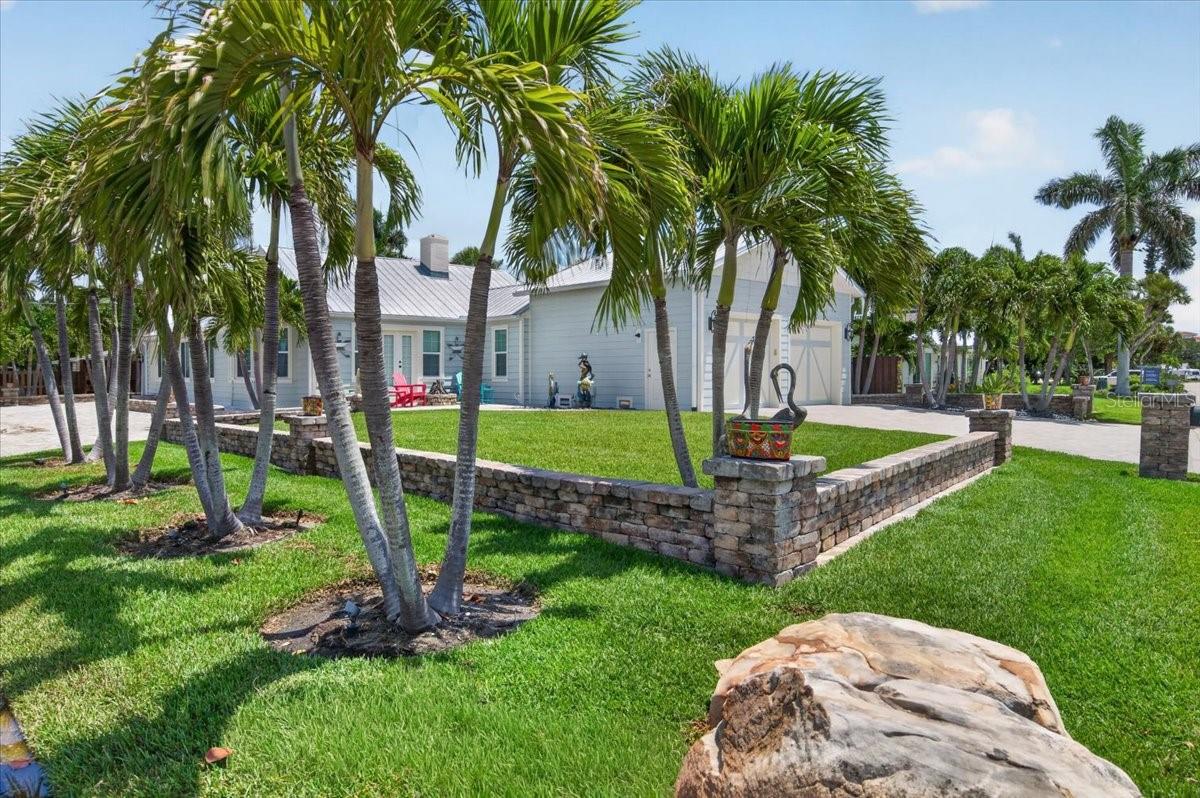 216 SUNRISE DR — photo 60