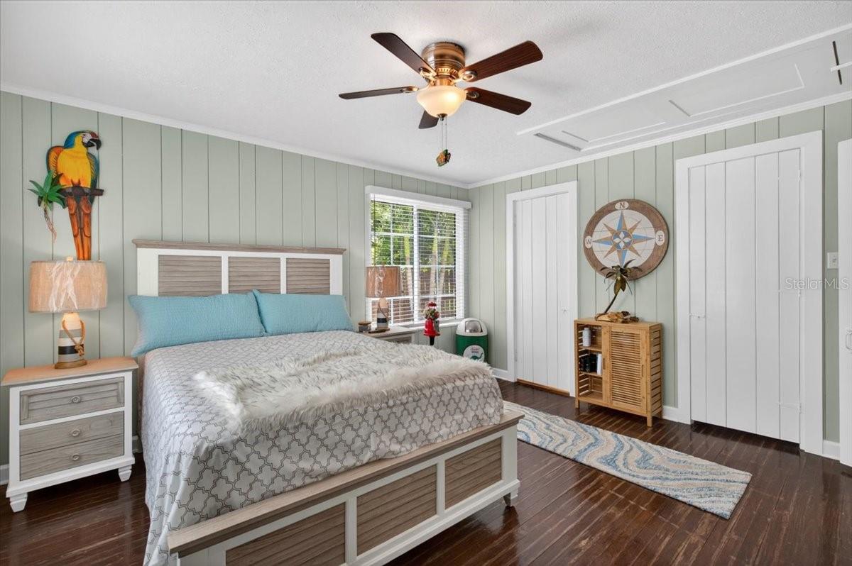 216 SUNRISE DR — photo 41