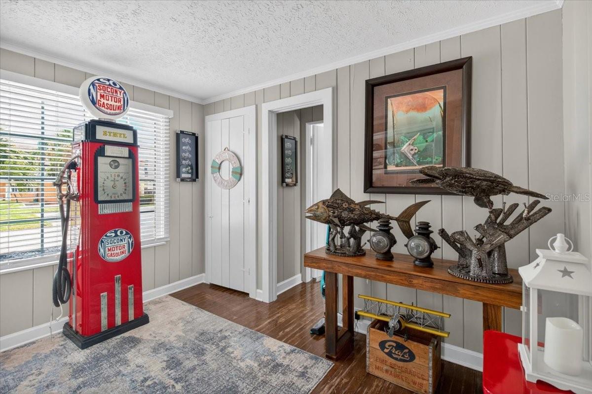 216 SUNRISE DR — photo 27
