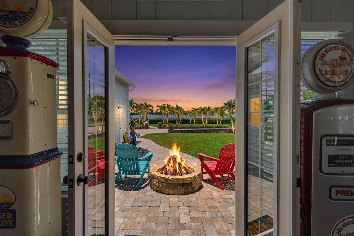 216 SUNRISE DR — photo 4