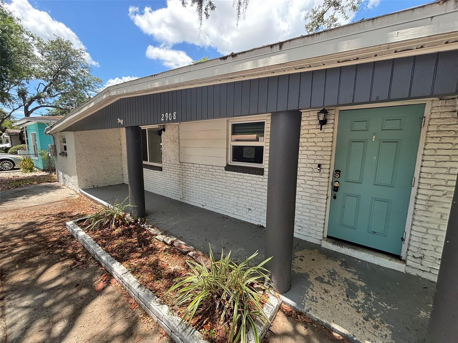 2908 E HOWELL ST — photo 37
