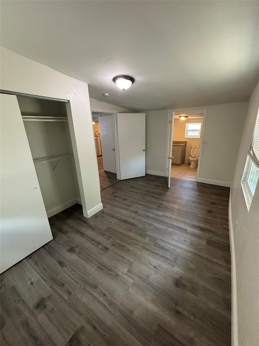 2908 E HOWELL ST — photo 22