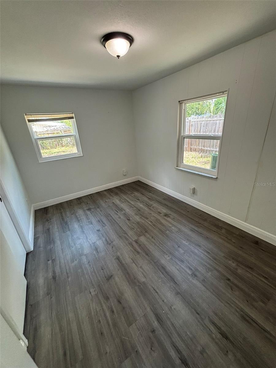 2908 E HOWELL ST — photo 15