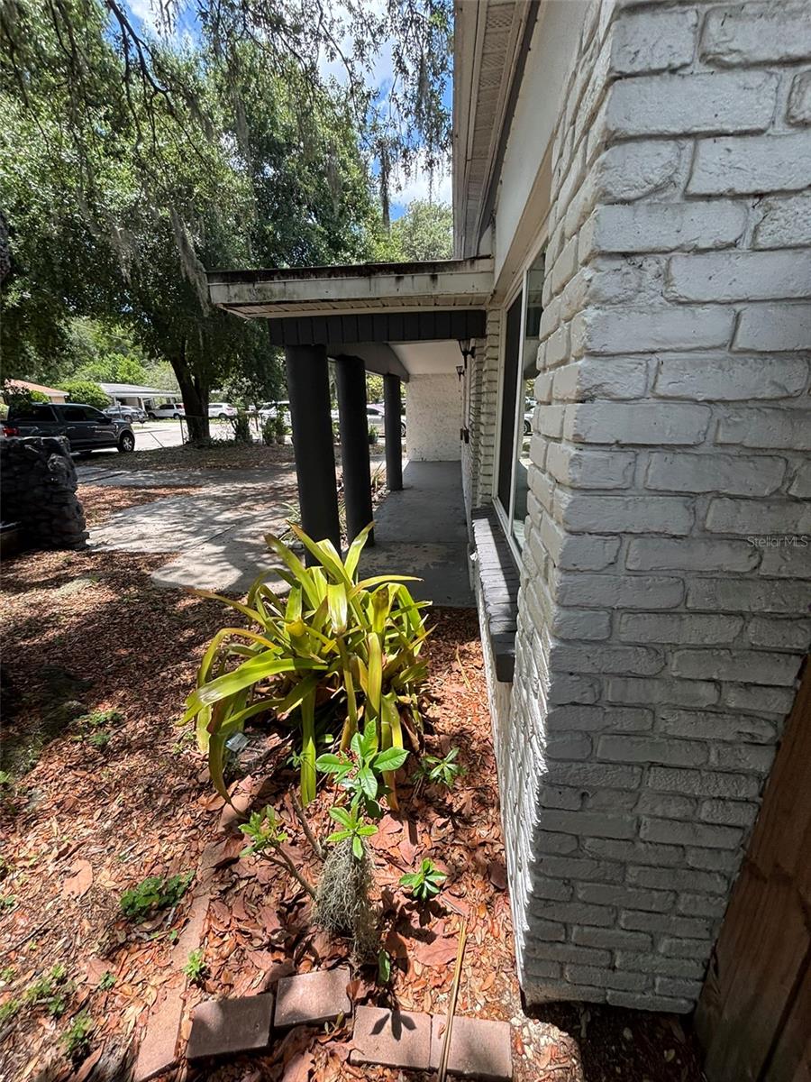 2908 E HOWELL ST — photo 35