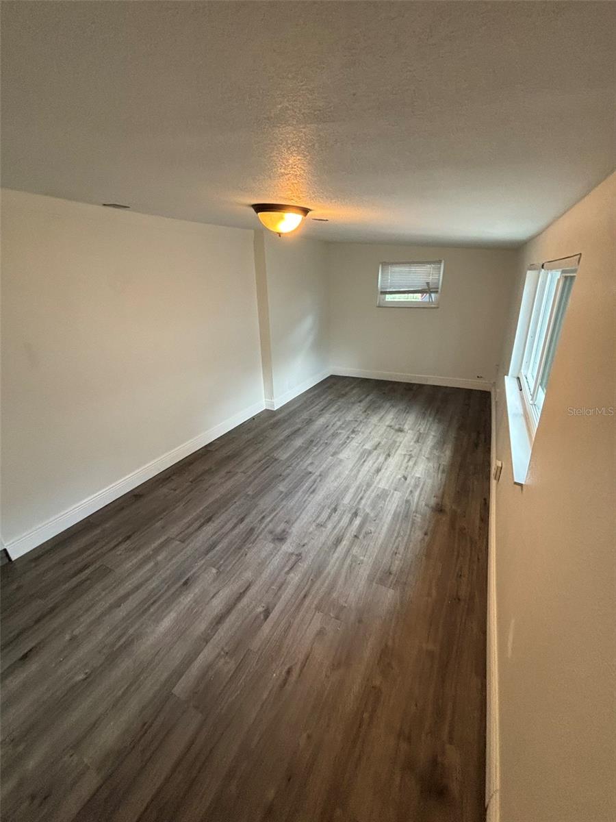 2908 E HOWELL ST — photo 7