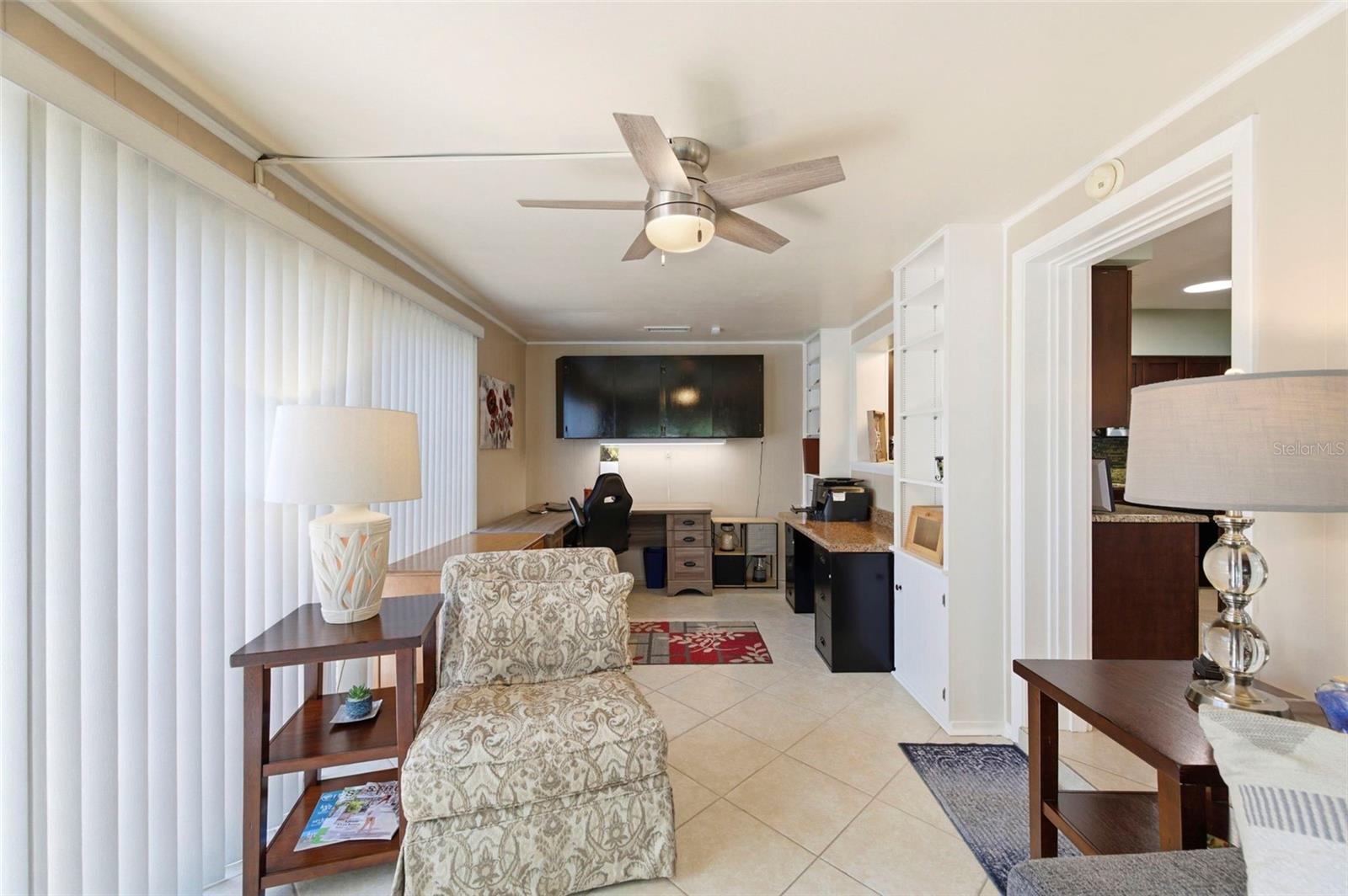 1727 CYPRESS AVE — photo 37