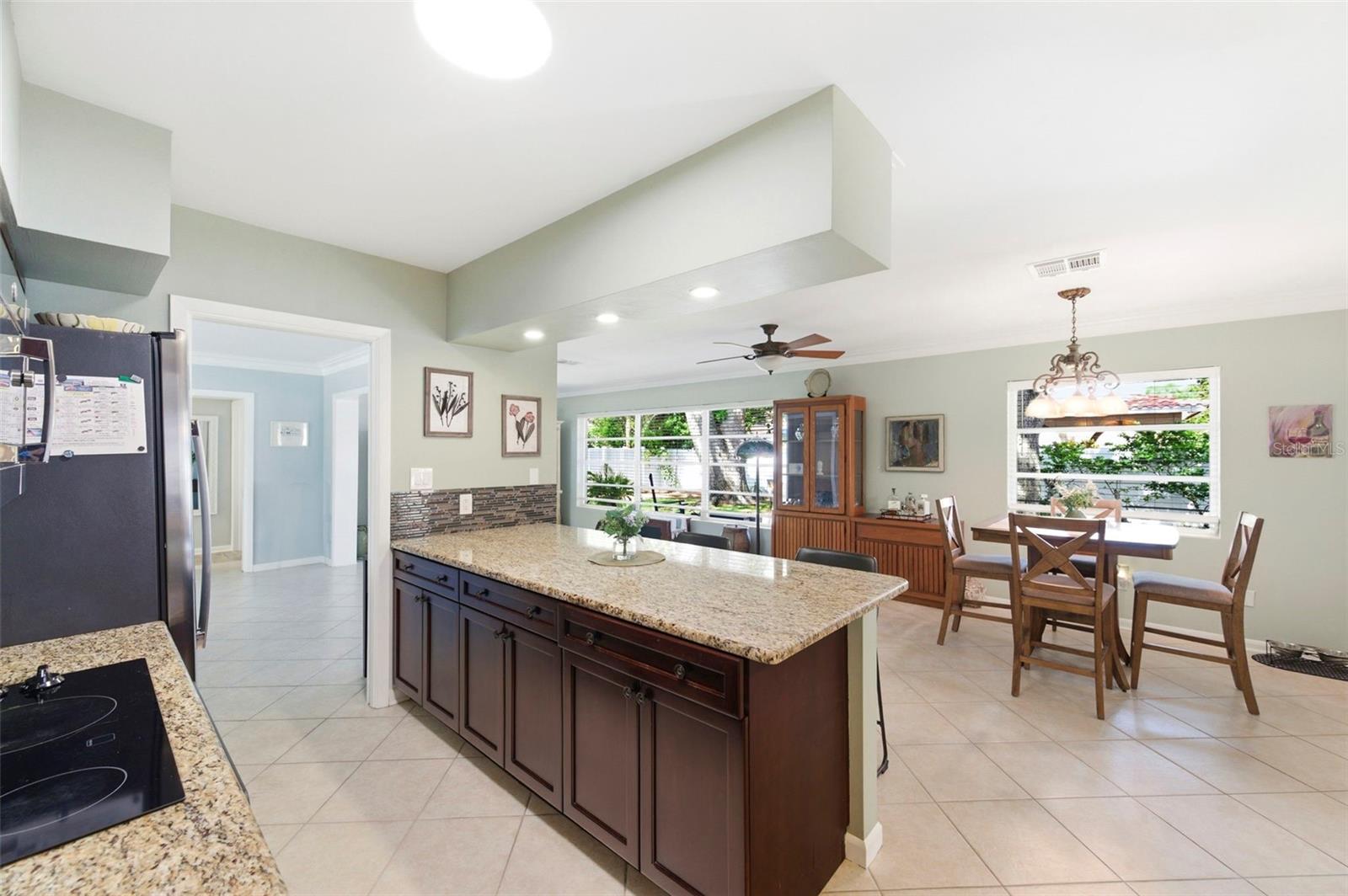 1727 CYPRESS AVE — photo 14