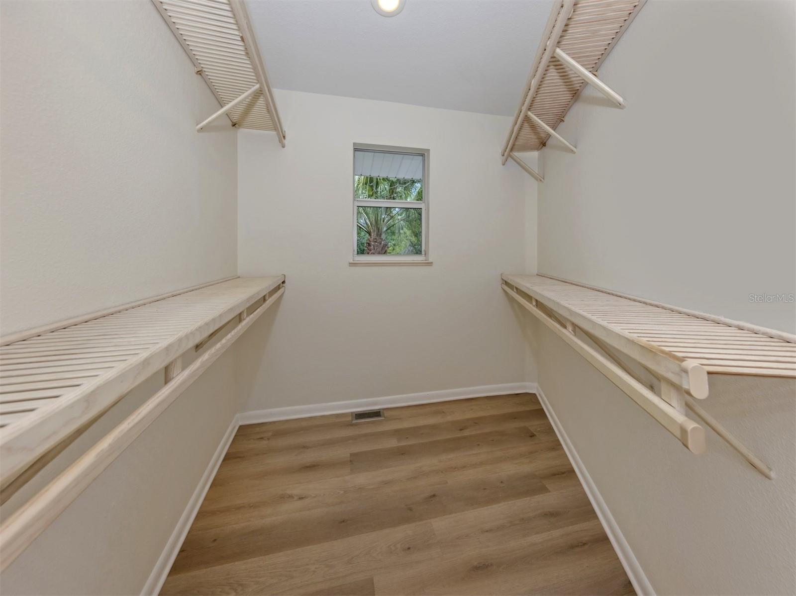 11883 DE LEON DR — photo 18